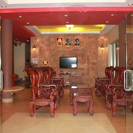Sunday Guesthouse Sihanoukville Exterior foto