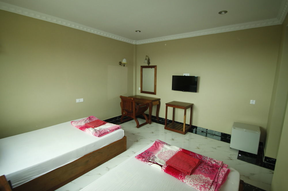 Sunday Guesthouse Sihanoukville Exterior foto
